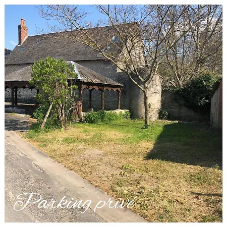 Le Gite Du Lavoir - Les Gites De Josephine Courbouzon  Buitenkant foto